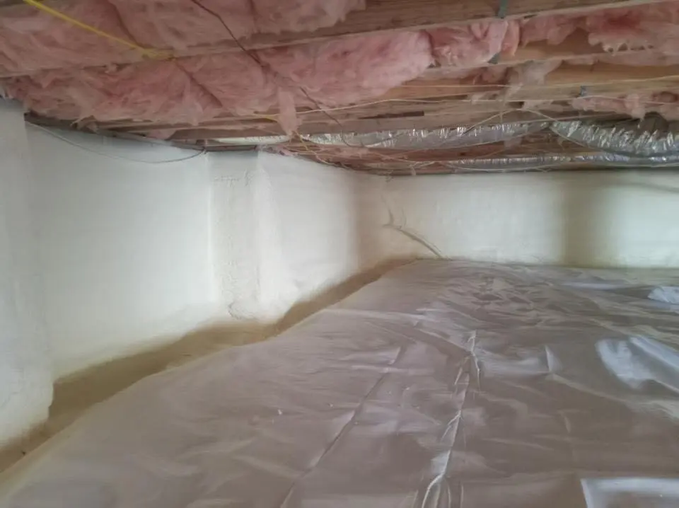 Crawl space encapsulation with closed-cell spray foam for Roof Maintenance in Marion Oaks